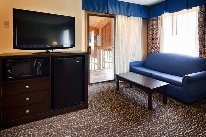Room 14 of 24