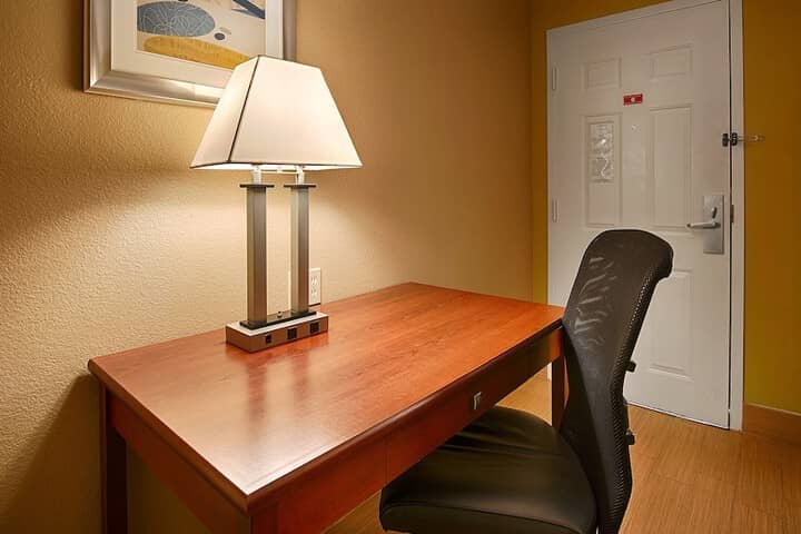Room 3 of 24